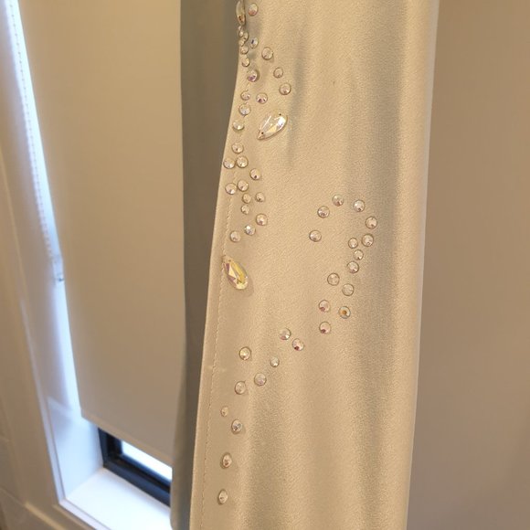 Matthew Eager in shimmery pale green - Size 8 - Picture 6 of 11